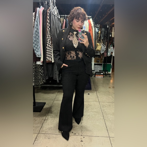 25B. Floral Lace Button Front Blouse - Black - Picture 6 of 7